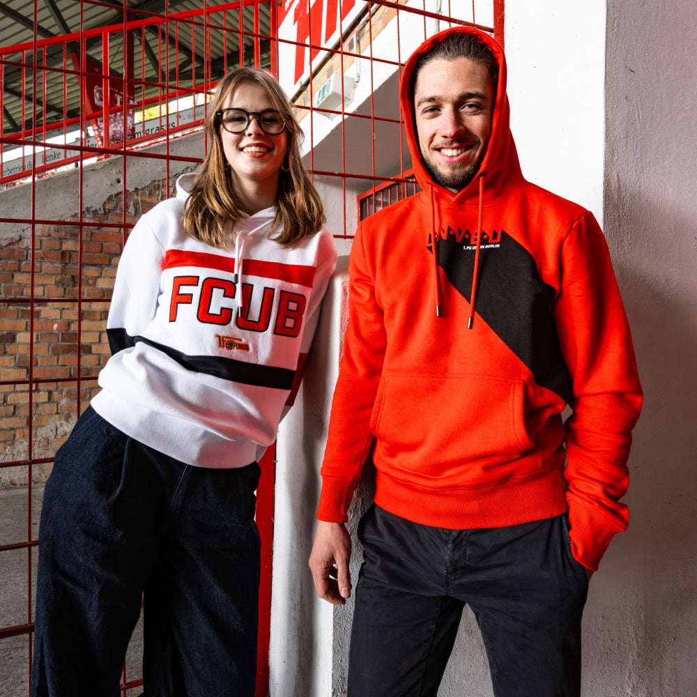Hoodie UNVEU - rot