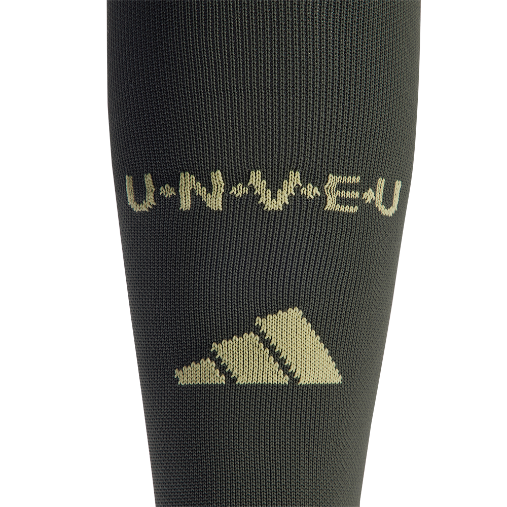 Auswärtsstutzen - 25/26